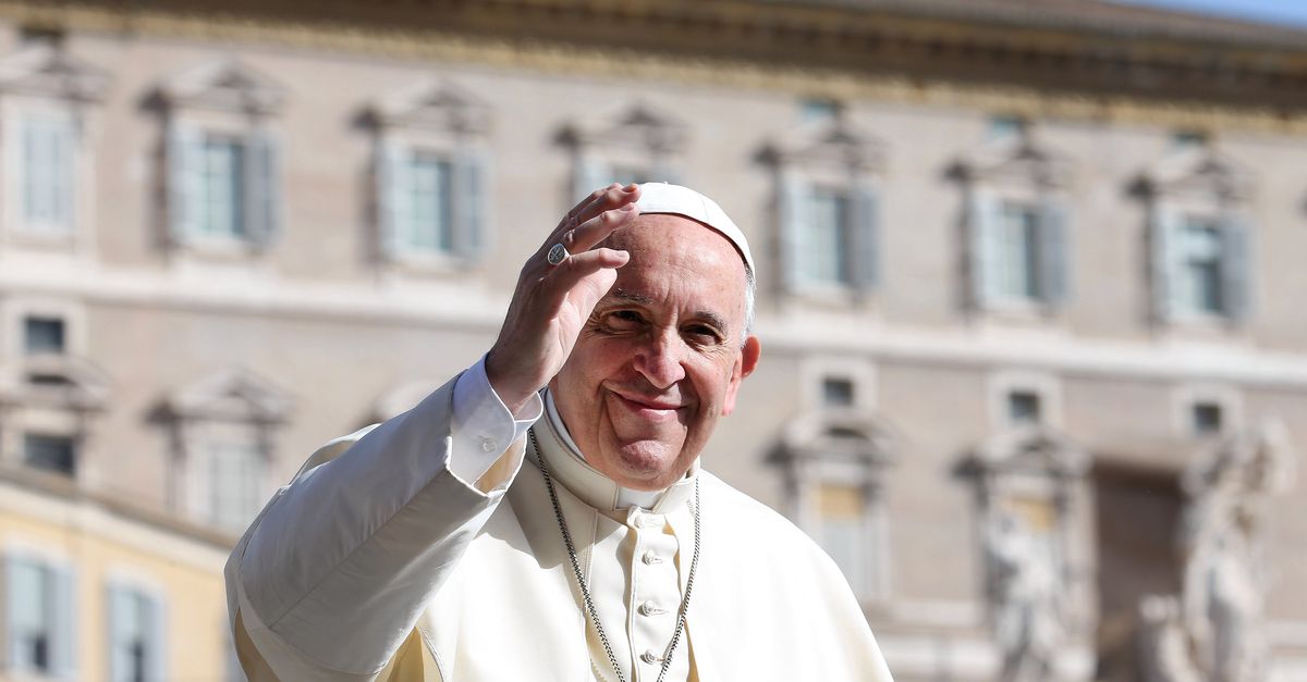 Franciscus, de allereerste niet-Europese paus, was sociaal progressief maar op andere vlakken net zo oerconservatief als zijn voorgangers