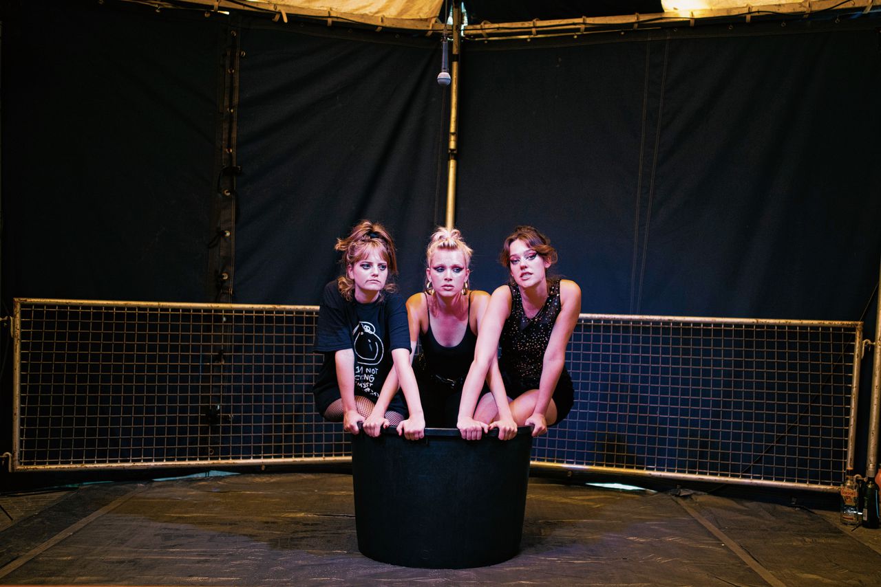 Theatergroep Collectiet belicht op Parade ‘duistere kant van vrouwen’ 