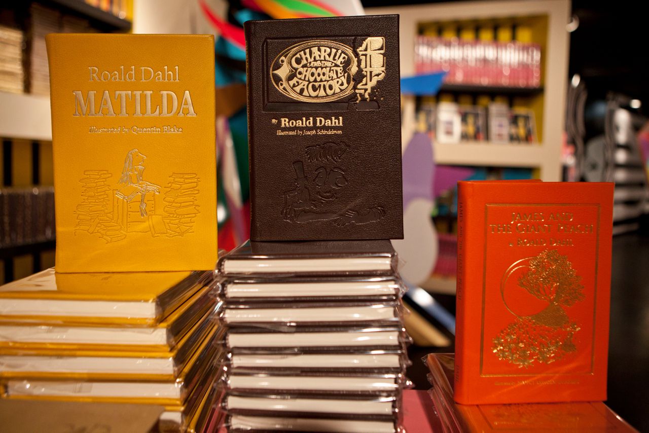 Britse uitgever lanceert extra Roald Dahl-collectie zonder veelbesproken aanpassingen 
