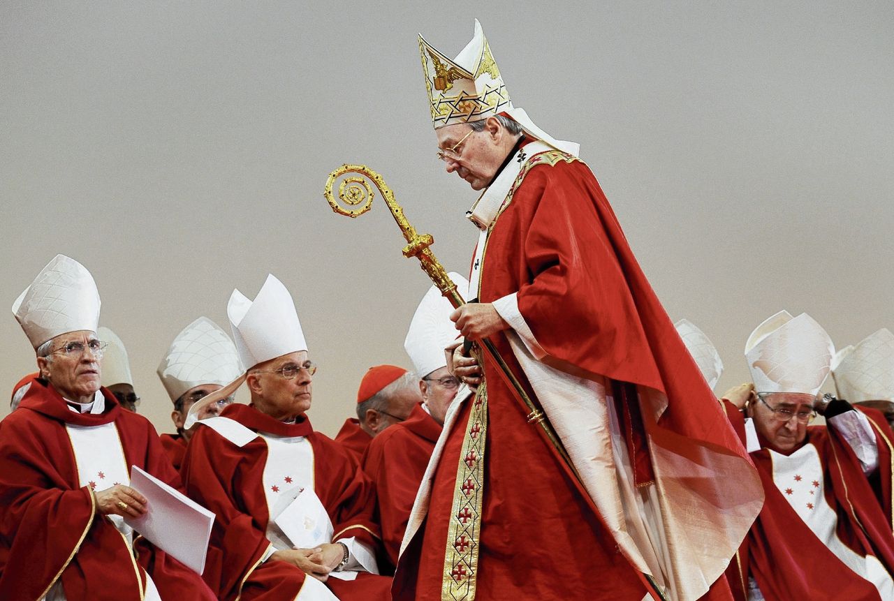 Kardinaal George Pell draagt de openingsmis op van de World Youth Day in Sydney, 2008