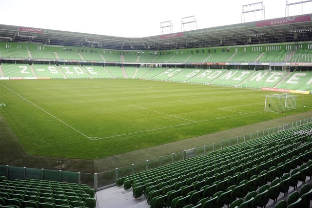 FC Groningen wil racistische supporters uit stadion weren ...