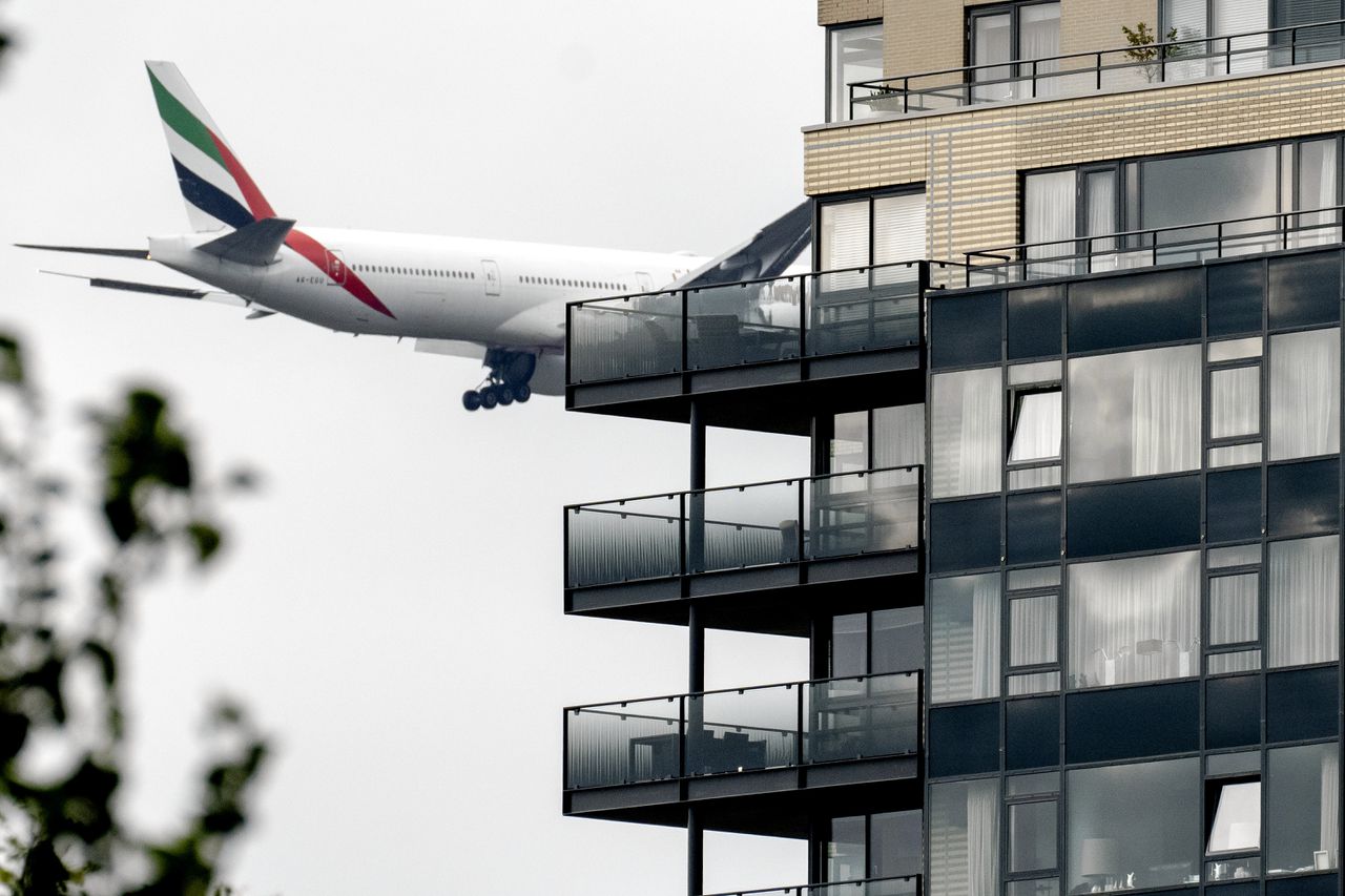 Omwonenden Schiphol klagen Staat aan voor 'vliegtuiglawaai', ondanks aangekondigde krimp 
