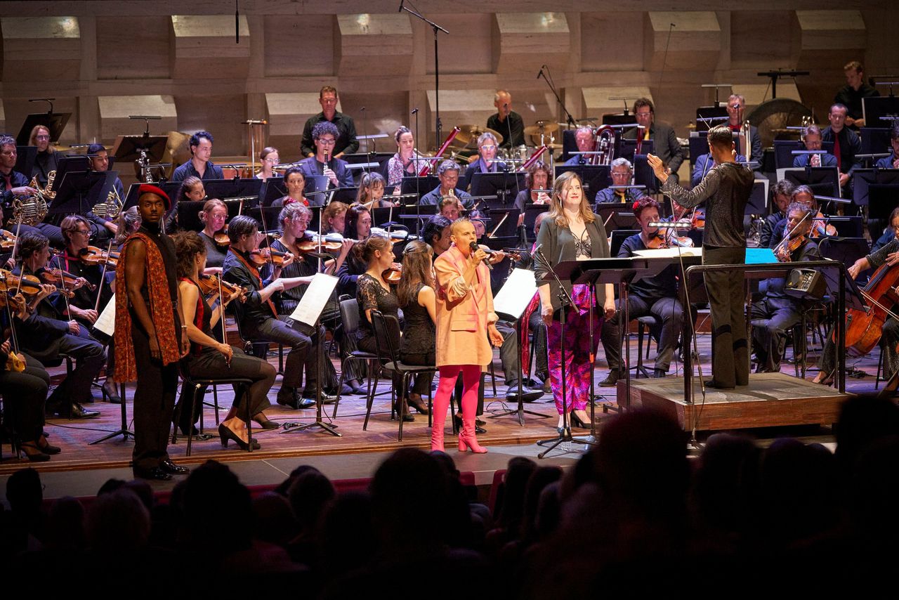 Het Rotterdams Philharmonisch Orkest bezingt de transformerende kracht van liefde in een onorthodoxe seizoensopening 