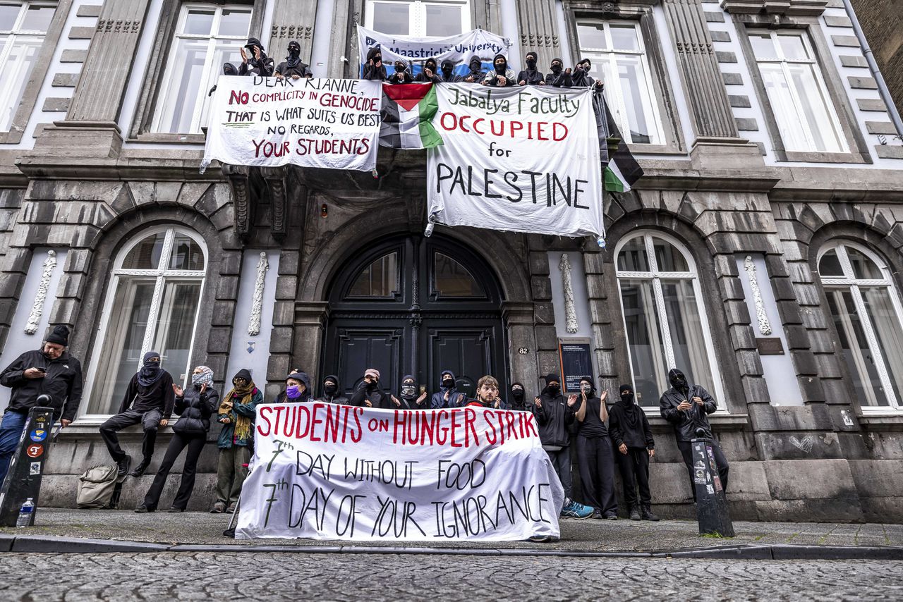 Demonstranten bezetten universiteitsgebouw in Maastricht 