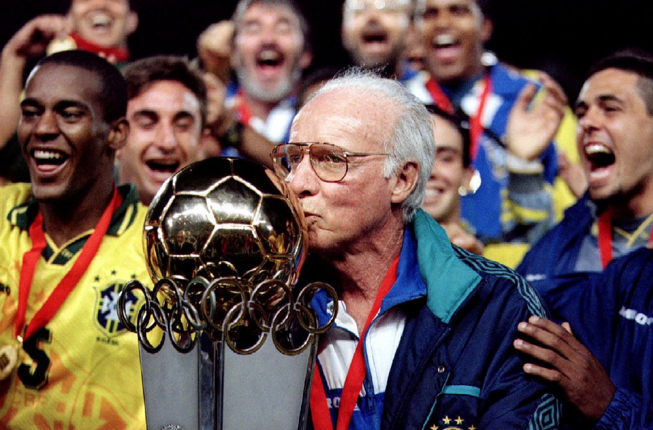 Braziliaanse voetballer en coach Zagallo (92) overleden 