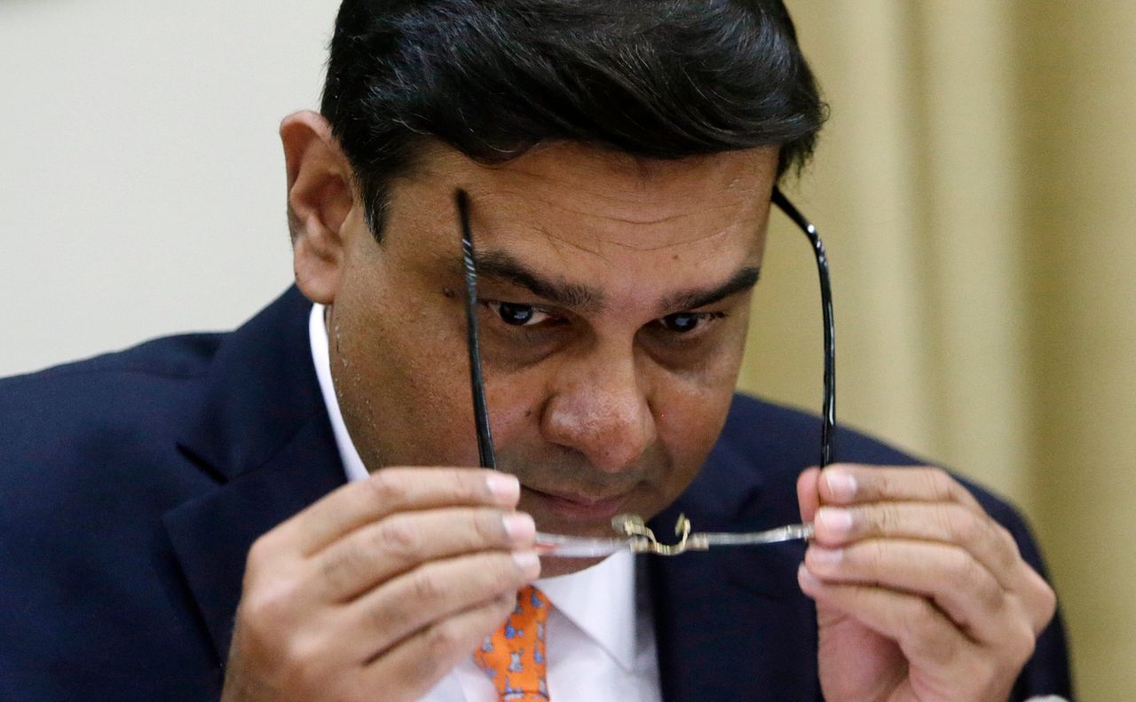 Sluimerende ruzie kost baas Indiase centrale bank de kop 
