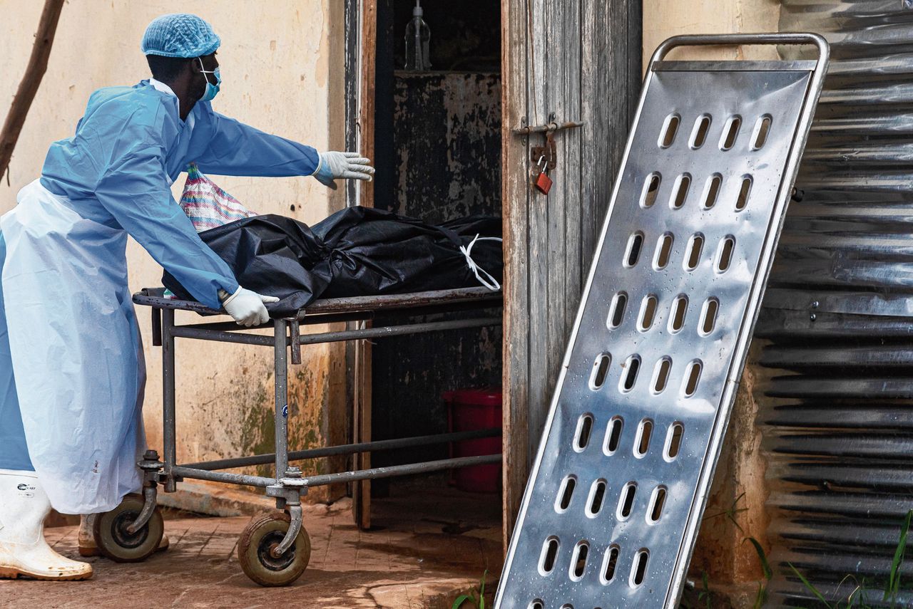 Wat kan Oeganda doen tegen de nieuwe ebolavariant? 