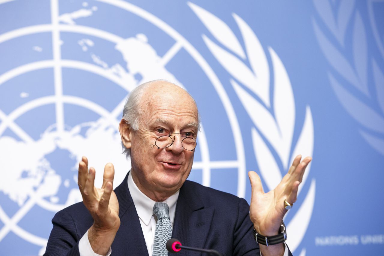 De speciale VN-gezant voor Syrië Staffan de Mistura tijdens een persconferentie op maandag.