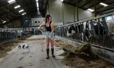 Yvon Manders-Lenssen is een melkvehouder in Deurne.