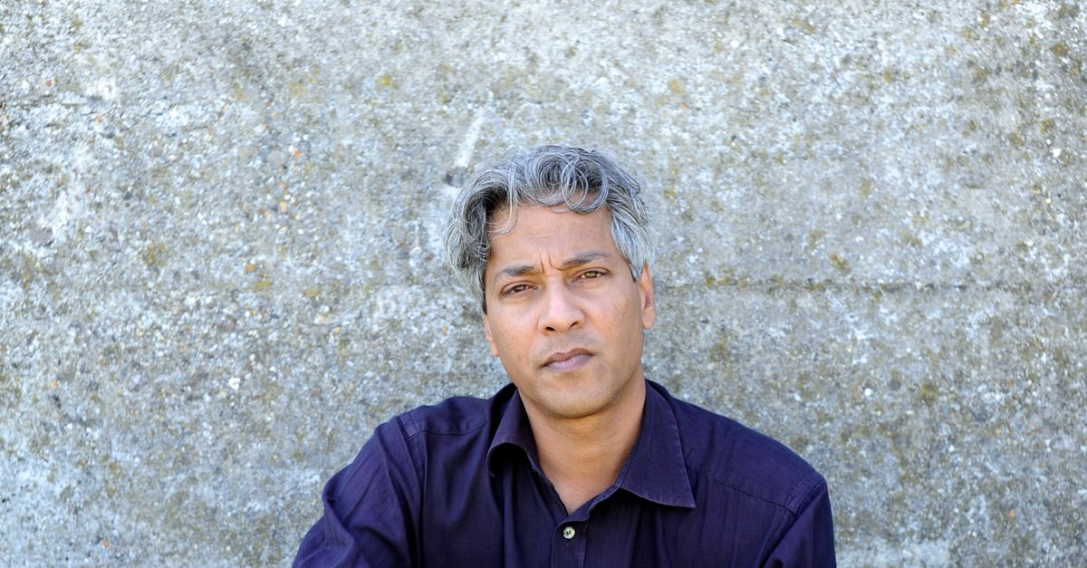 Journalist en schrijver Anil Ramdas (54)