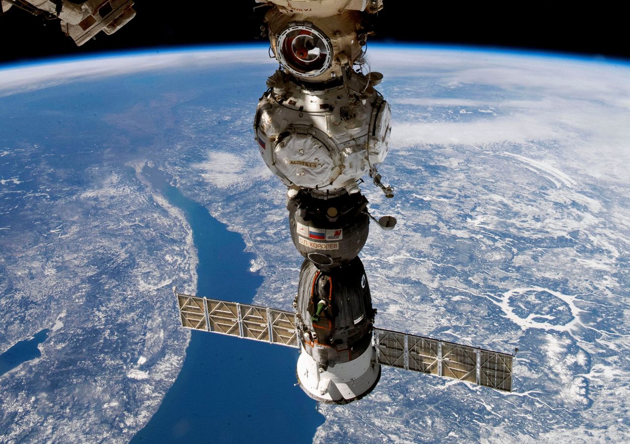 Rusland stuurt raket naar ISS om gestrande bemanning op te halen 