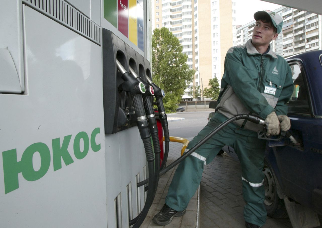 Yukos bezinestation in Moskou.