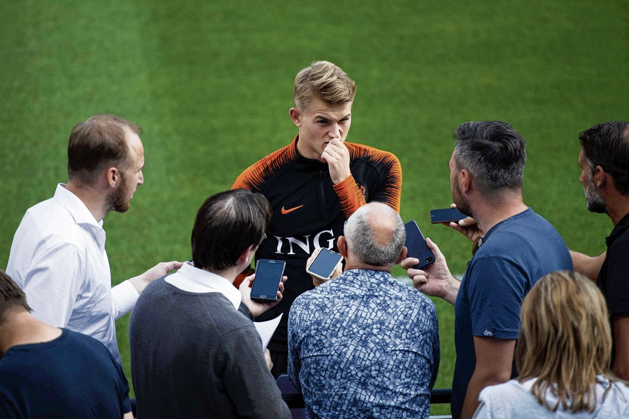 De Bondscoach Weet Hoe Matthijs De Ligt Zich Voelt Nrc