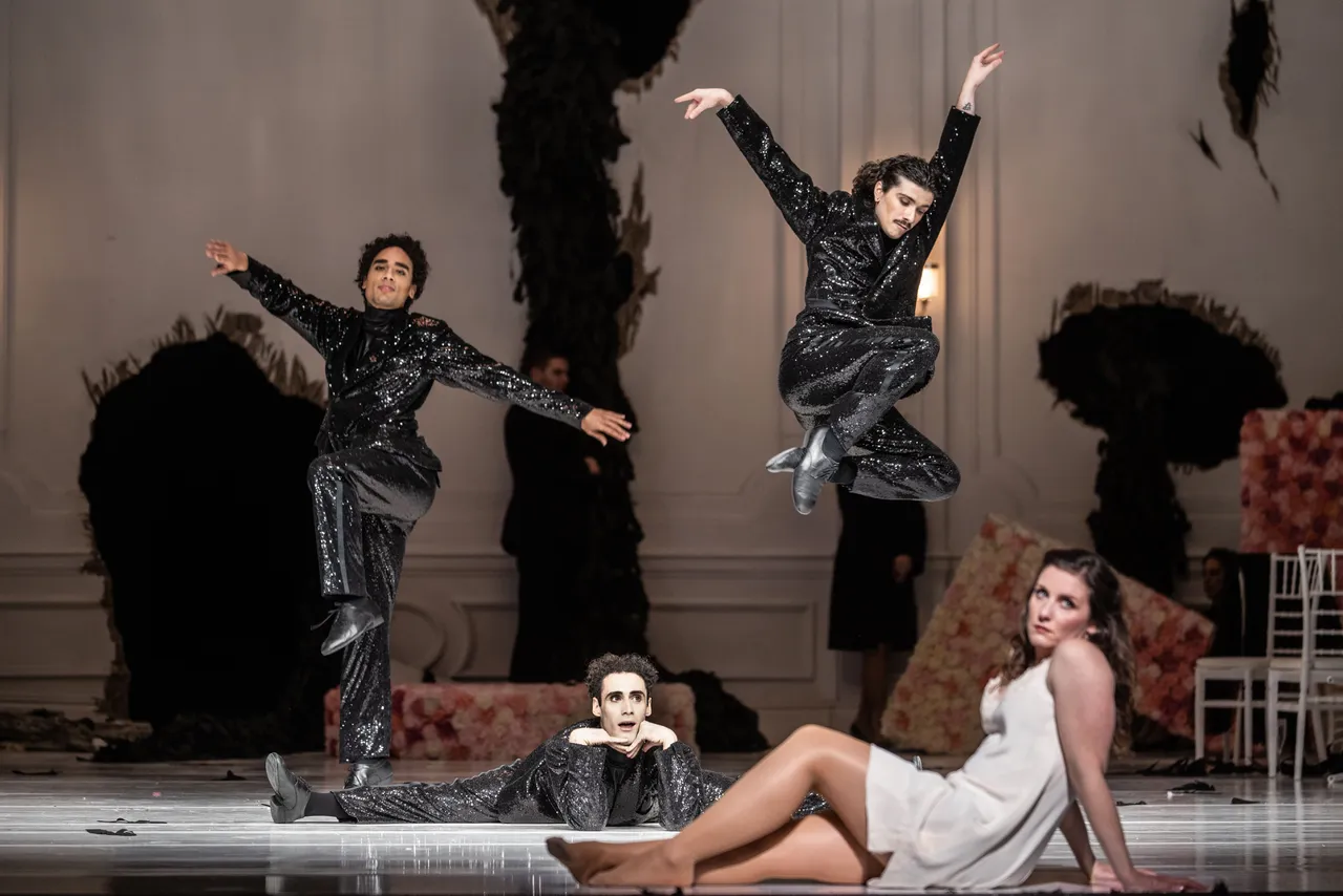 Opera Semele van Händel: recensie De Nationale Opera en moderne regie ...