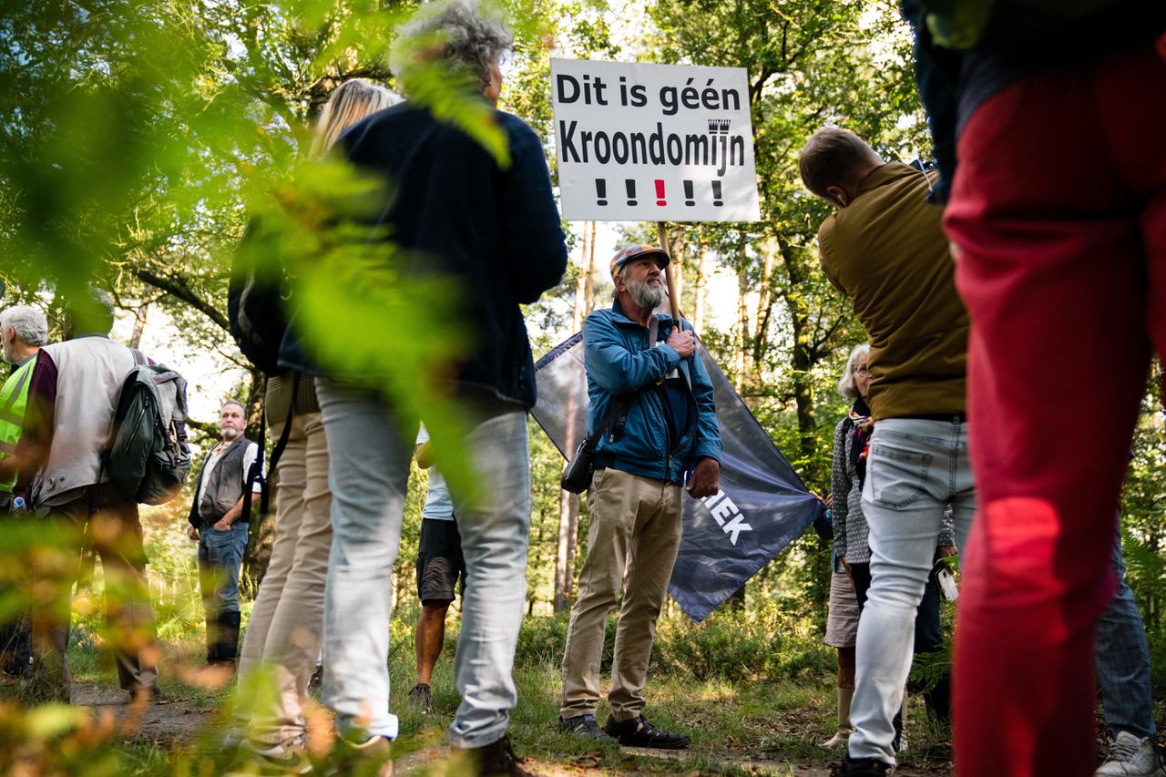 Republiek demonstreerde in september in Kroondomein Het Loo tegen de jaarlijkse sluiting van het natuurgebied. Van een ‘discussieclub’ willen ze meer een ‘actieclub’ worden.