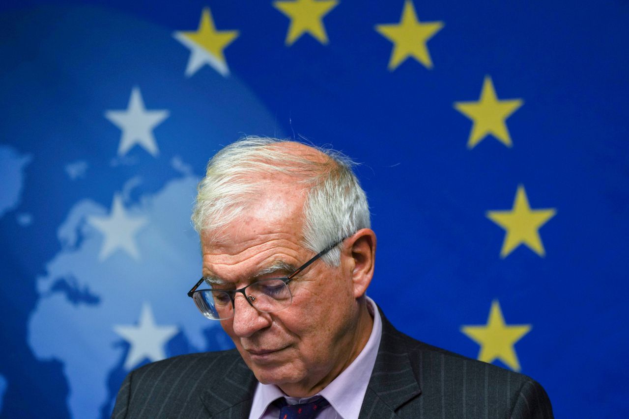 EU-buitenlandchef Josep Borrell geeft een persconferentie na overleg tussen de Europese ministers van Buitenlandse Zaken.