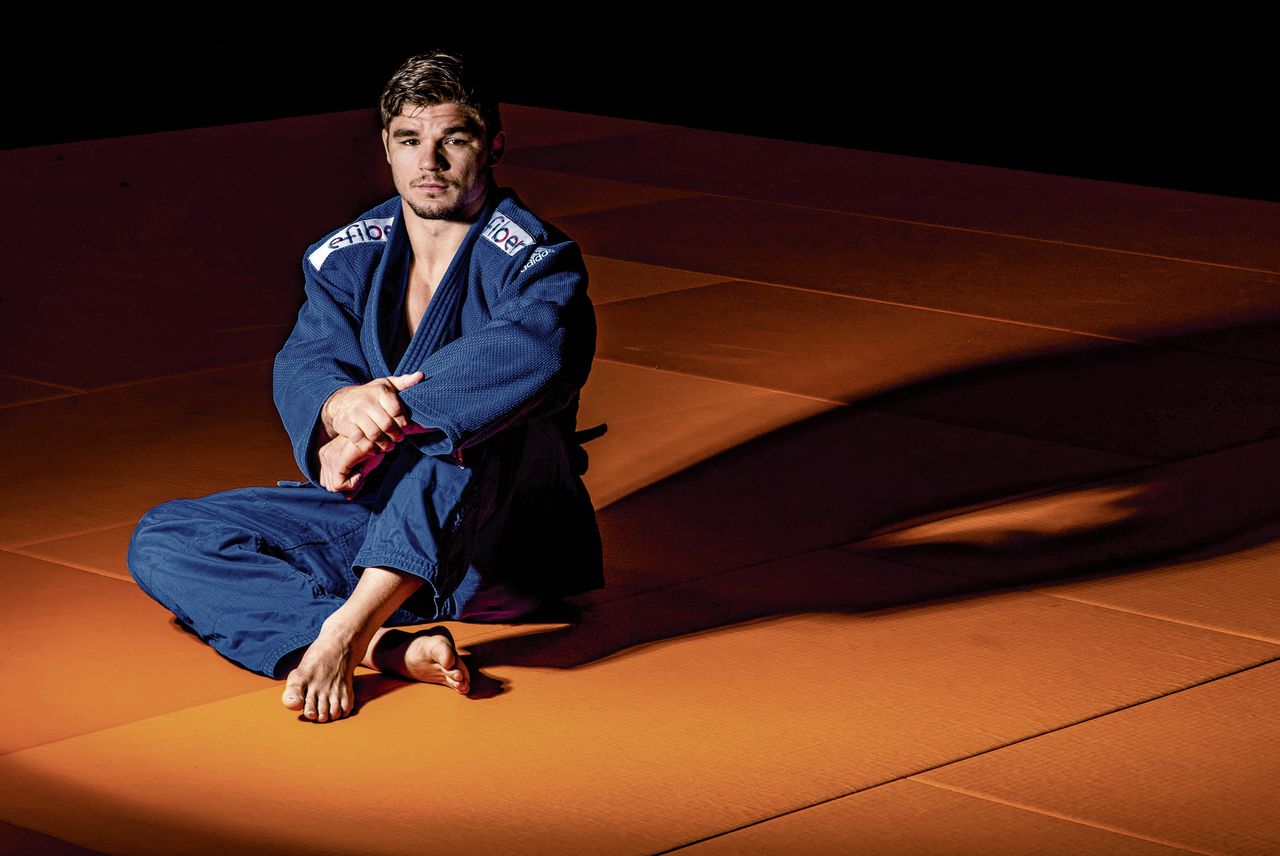 Vorig jaar was Noël van ’t End er klaar mee, nu is hij wereldkampioen judo 