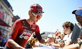 Huub Artz van Lotto Intermarche voor de start van de zeventiende etappe van de Tour, afgelopen woensdag.