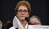 De voormalige Amerikaanse ambassadeur in Oekraïne, Marie Yovanovitch, tijdens haar getuigenis in het Huis van Afgevaardigden op 15 november.