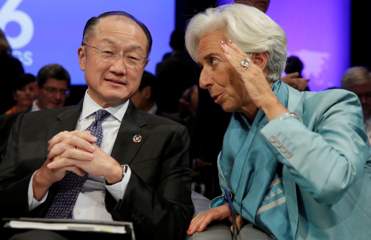 Directeur van de Wereldbank Jim Yong Kim samen met IMF-voorzitter Christine Lagarde.
