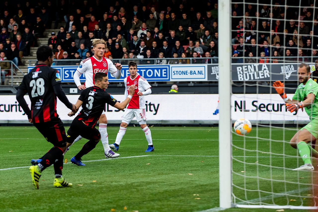 Ruime zege Ajax uit tegen Excelsior: 1-7 