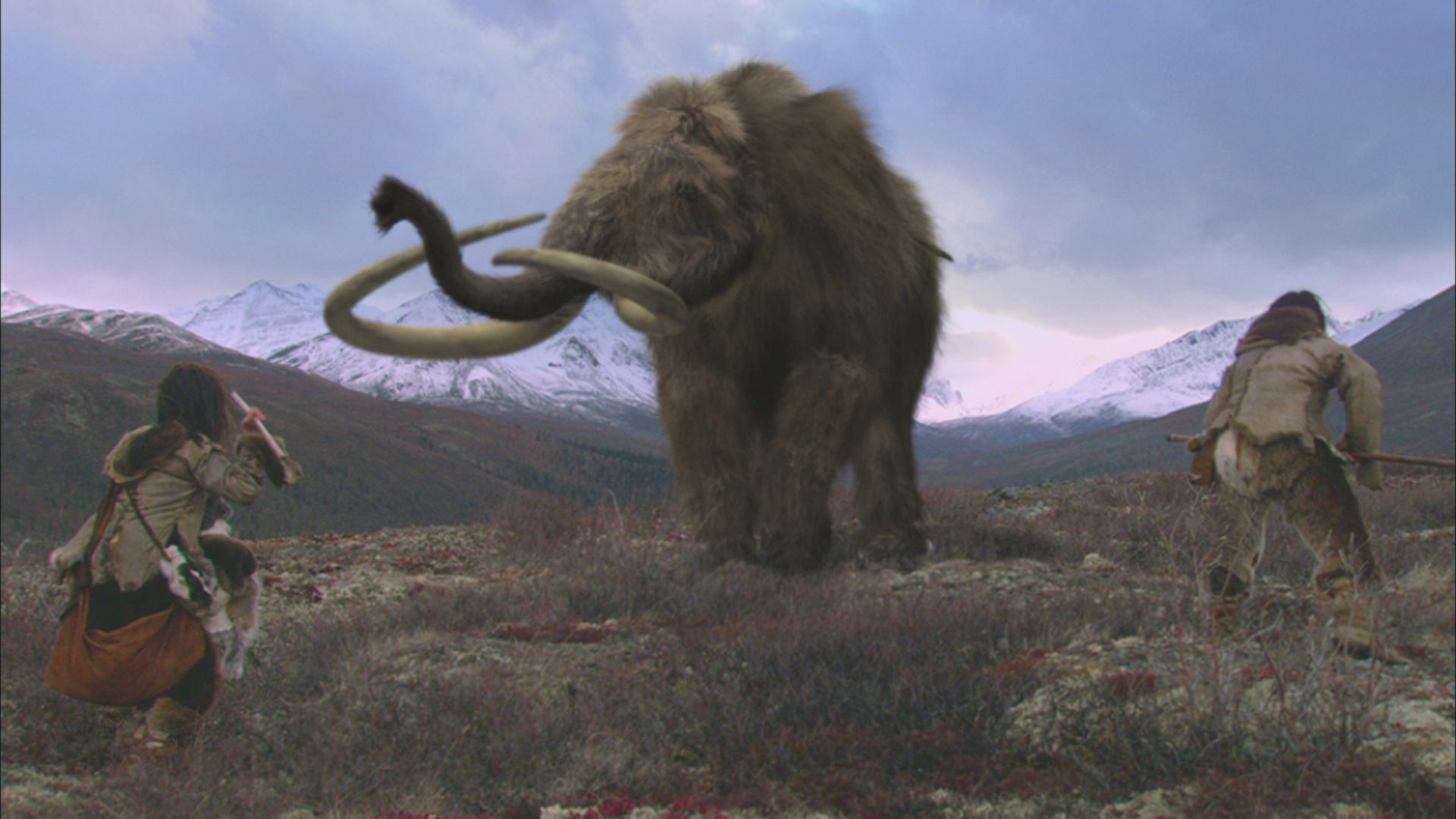 Первобытные мамонты. Охотники на Мамонтов и мамонт. Мегафауна плейстоцена. Мамонты и древние люди.