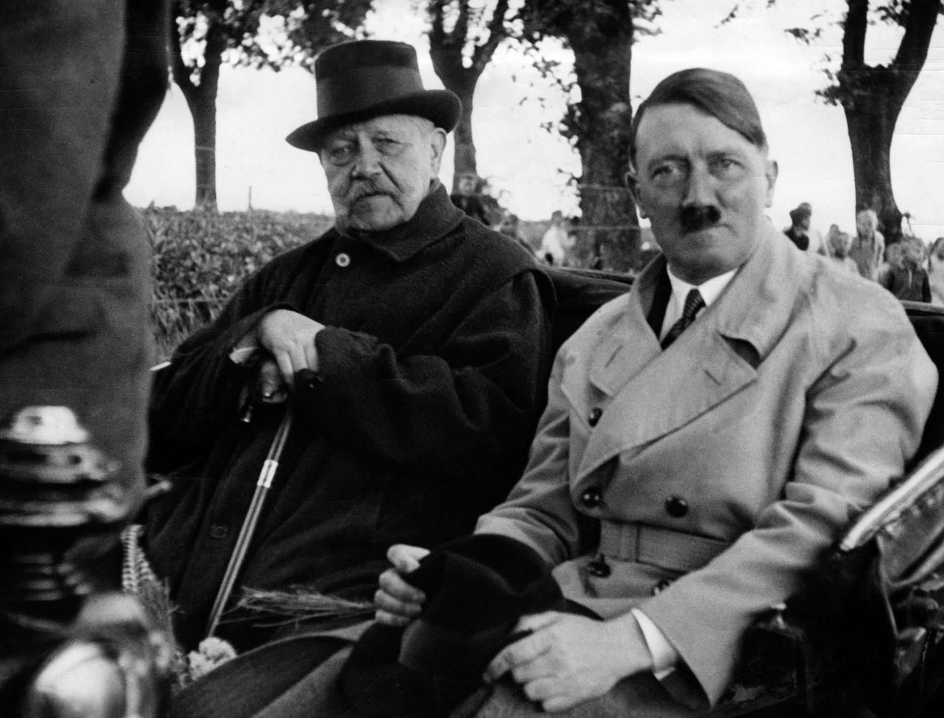 Гинденбург и Гитлер фильм 2013
