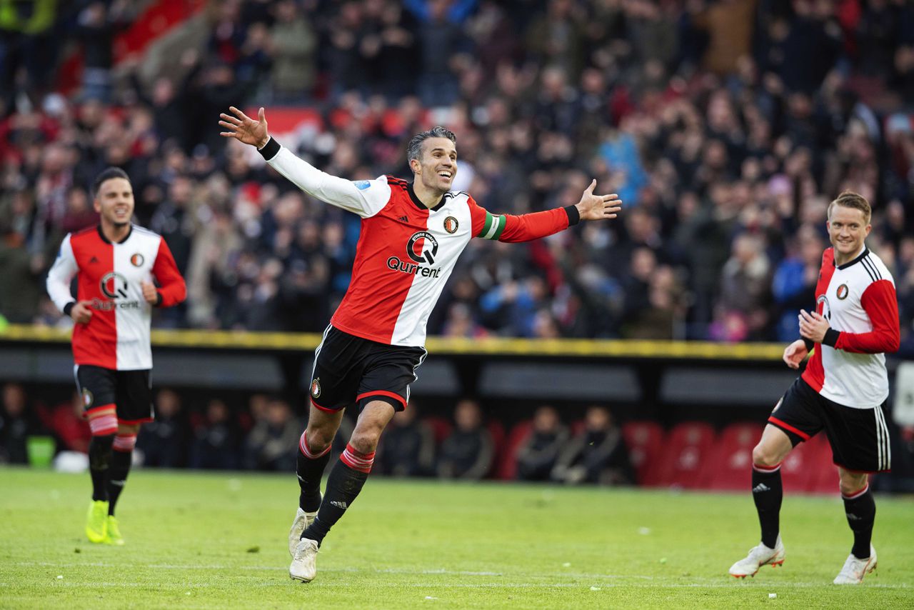 Ontketend Feyenoord verslaat Ajax met maar liefst 6-2 