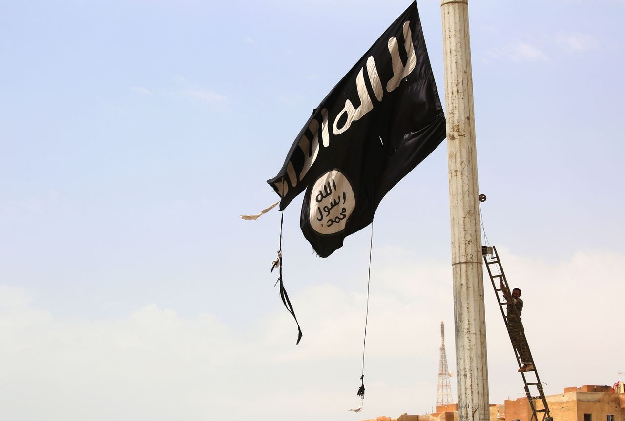 IS verder in het nauw na verlies strategische dam 