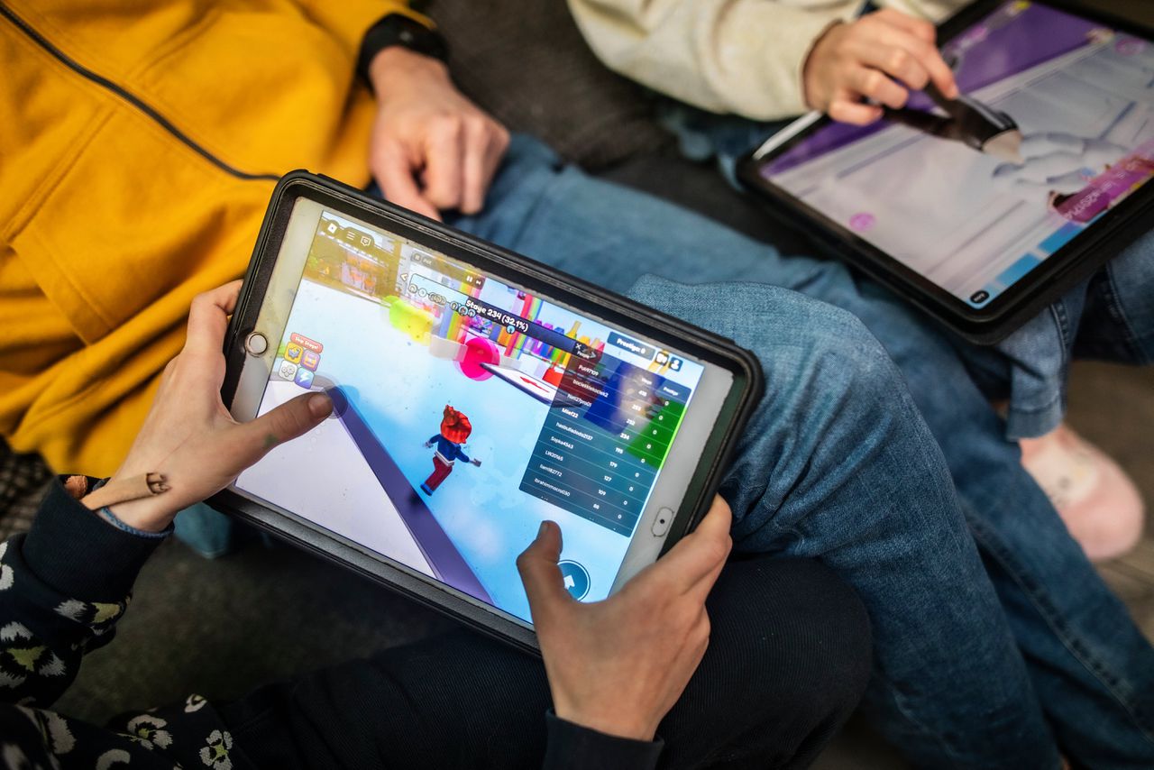 Gameplatform Roblox voert leeftijdscheck in om te kunnen chatten – als eerste in Nederland