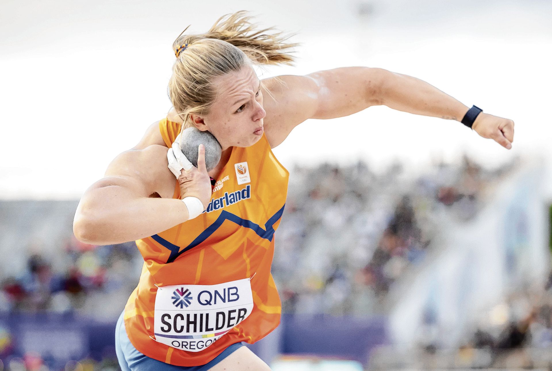 Jessica Schilder pakt brons op WK als eerste Nederlandse kogelstootster