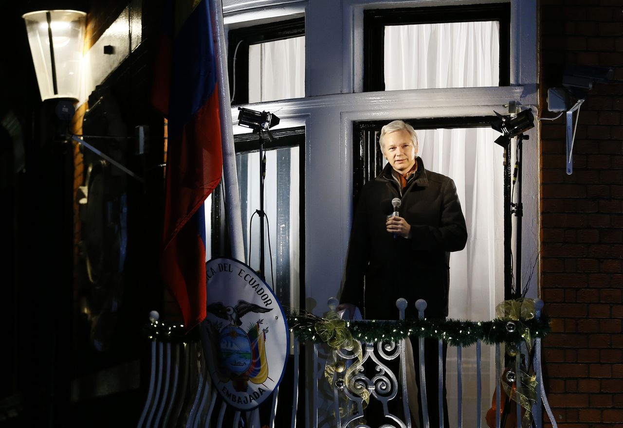 Bijna twee jaar geleden hield Julian Assange vanaf het balkon van het ambassadegebouw een toespraak voor de pers.