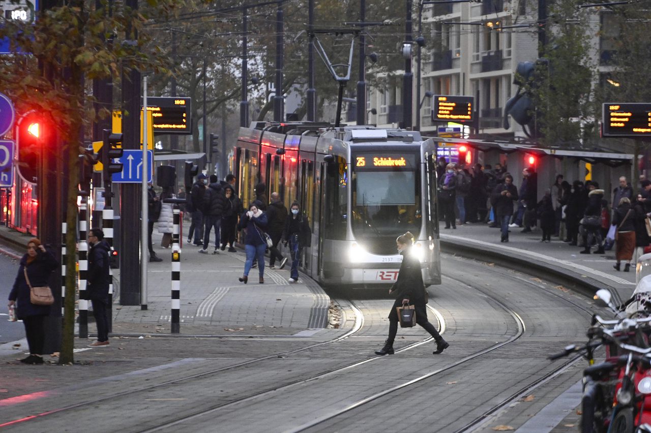 rijk plannen gazon Het tramvervoer in Rotterdam gaat op de schop: haltes verdwijnen en plan  voor een 'metro light' - NRC