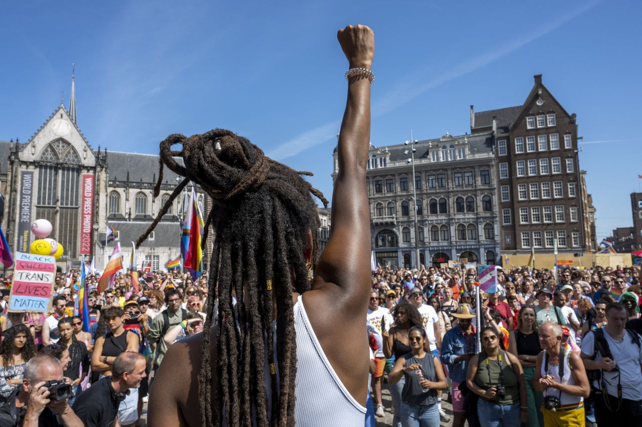 De Pride Walk, een demonstratie voor gelijke rechten voor lhbti’ers wereldwijd, in Amsterdam in 2022.