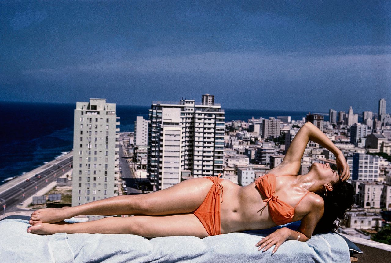 Fotomodel in bikini, Cuba 1956