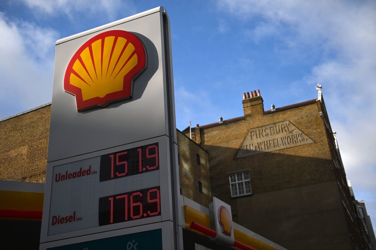 Church of England laat grote oliebedrijven, waaronder Shell, vallen vanwege falend klimaatbeleid 