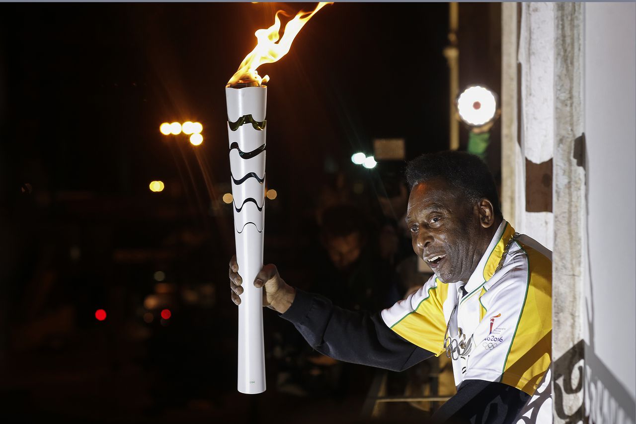 Olympisch vuur niet aangestoken door Pelé 