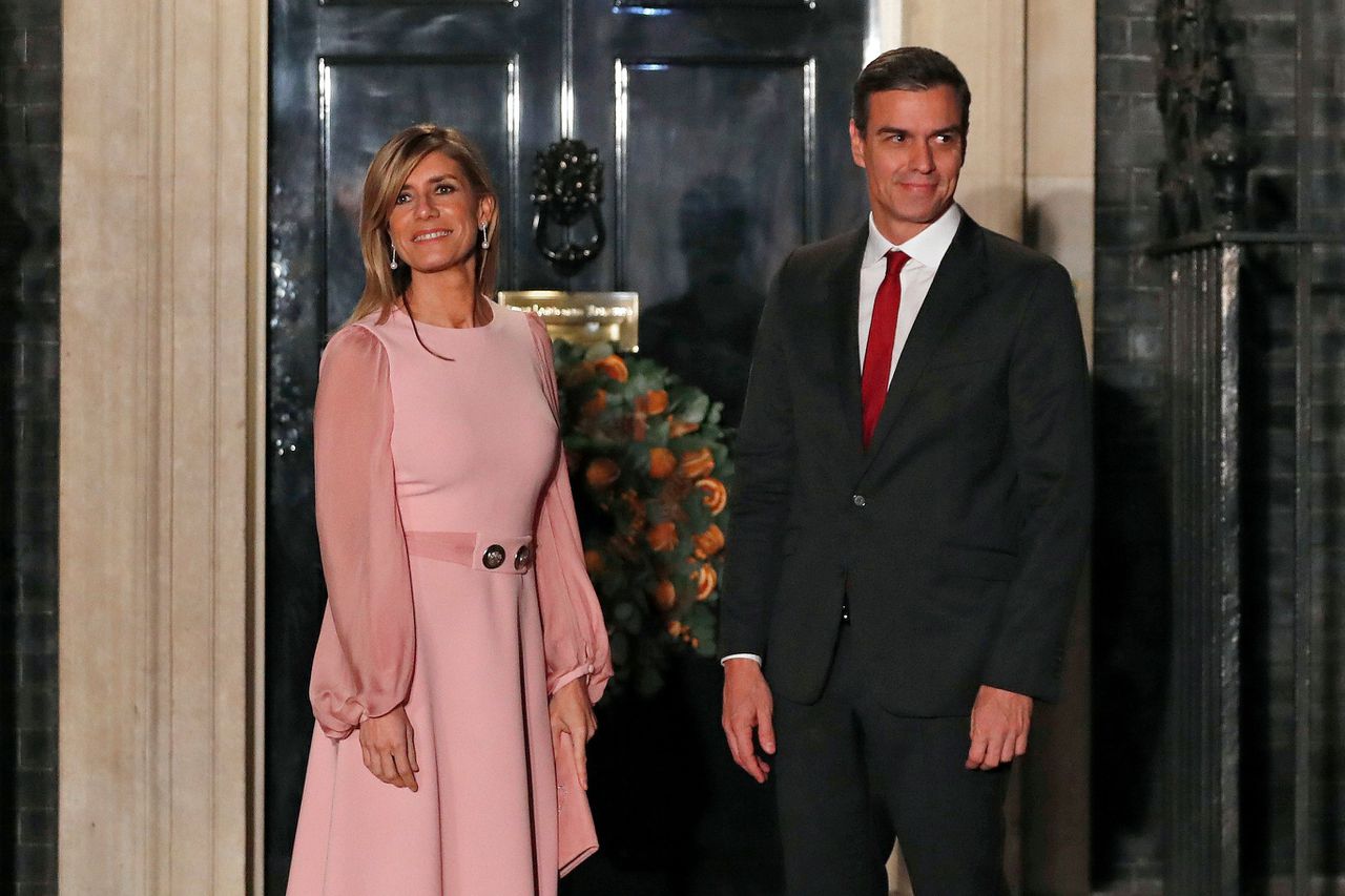Spanje overlaadt premier Sánchez met steun en cynisme, nu het einde van zijn ‘bedenktijd’ nadert 