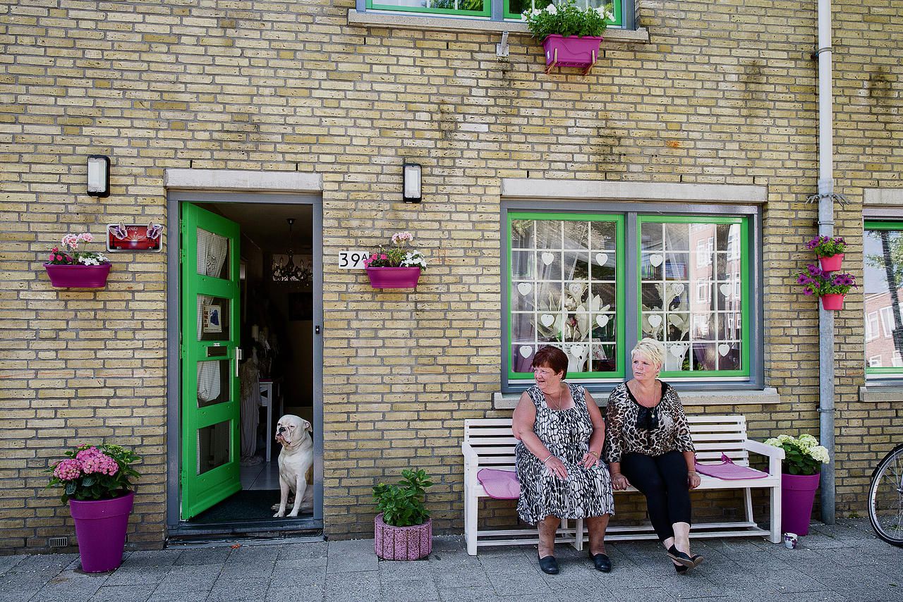 Een straat in Rotterdam-Zuid, de wijk Feijenoord-Hillesluis. In armere buurten is er minder burgerparticipatie dan in rijke buurten, blijkt uit Rotterdams onderzoek.