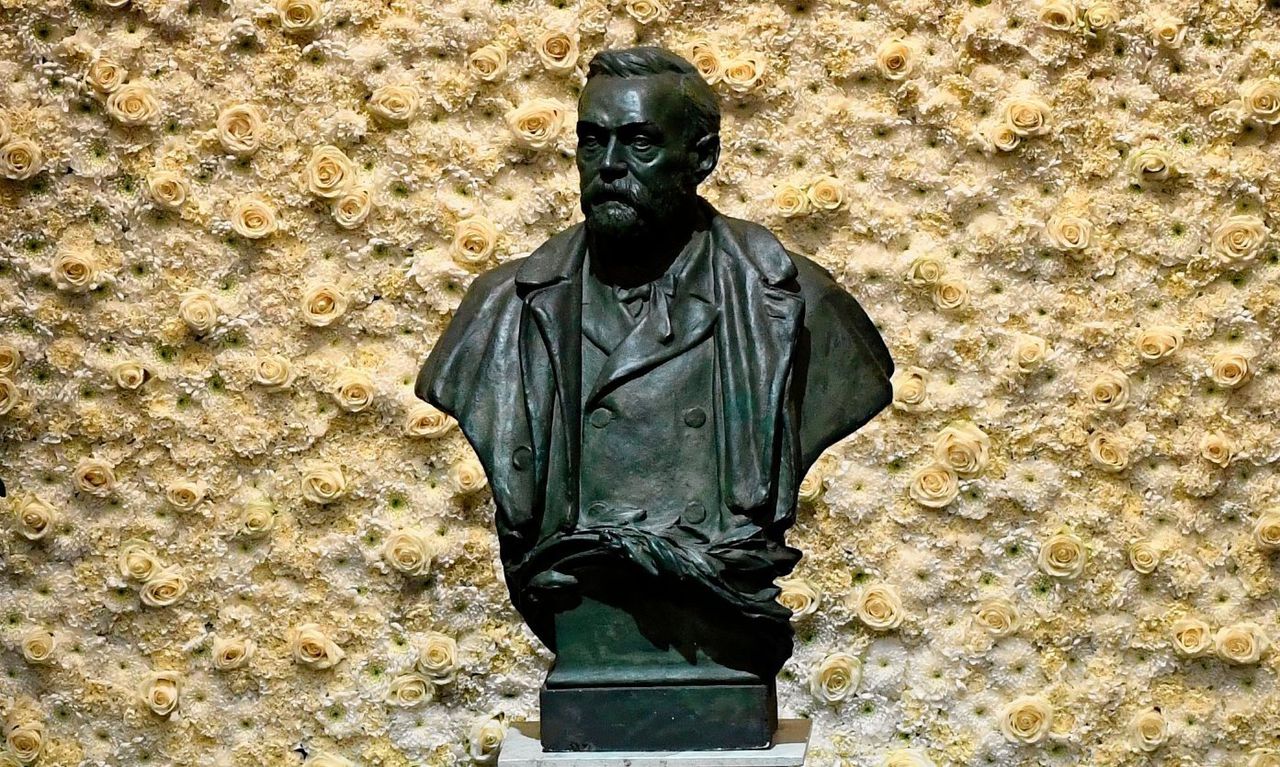 Borstbeeld van Alfred Bernhard Nobel, die zijn nalatenschap gebruikte om de Nobelprijzen op te richten.