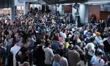 Treinstation Atocha in Madrid, waar een dag na de stroomstoring een deel van de treinen weer begon te rijden. Foto Thomas Coex 
