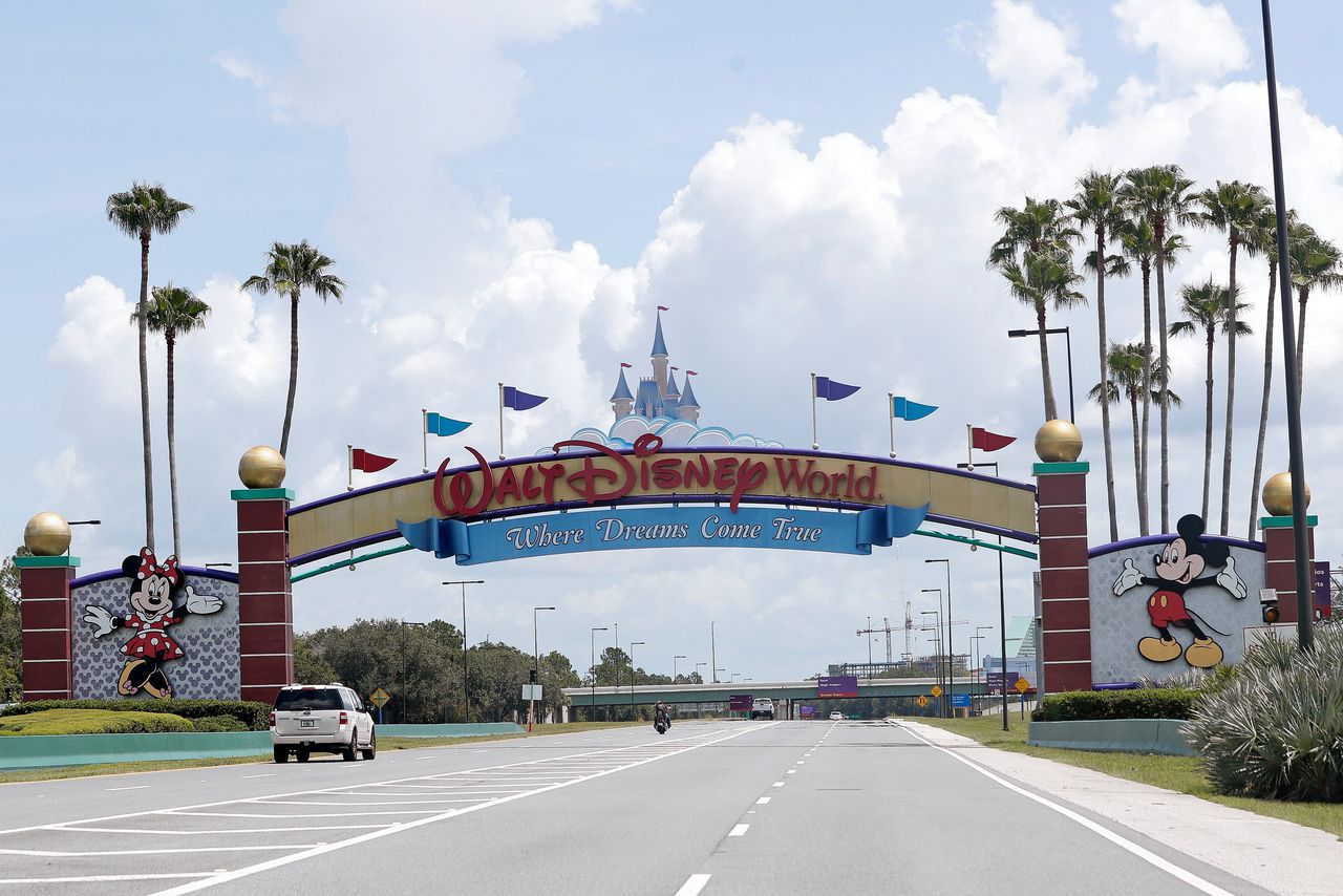 De ingang van Walt Disney World op 2 juli 2020 in Florida.