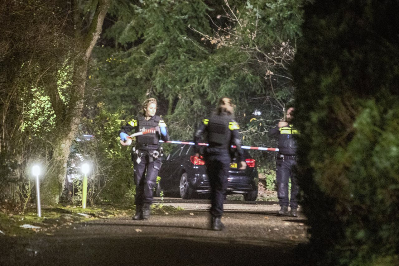 Crimineel en journalist Martin Kok werd vorig jaar doodgeschoten op de parkeerplaats van een sexclub in Laren.