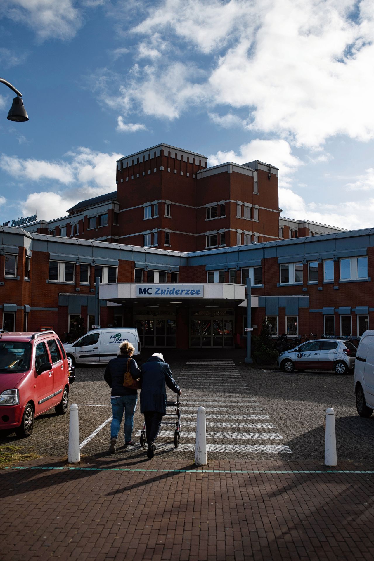 Een patiënt bij de Lelystadse vestiging van de donderdag failliet verklaarde IJsselmeerziekenhuizen