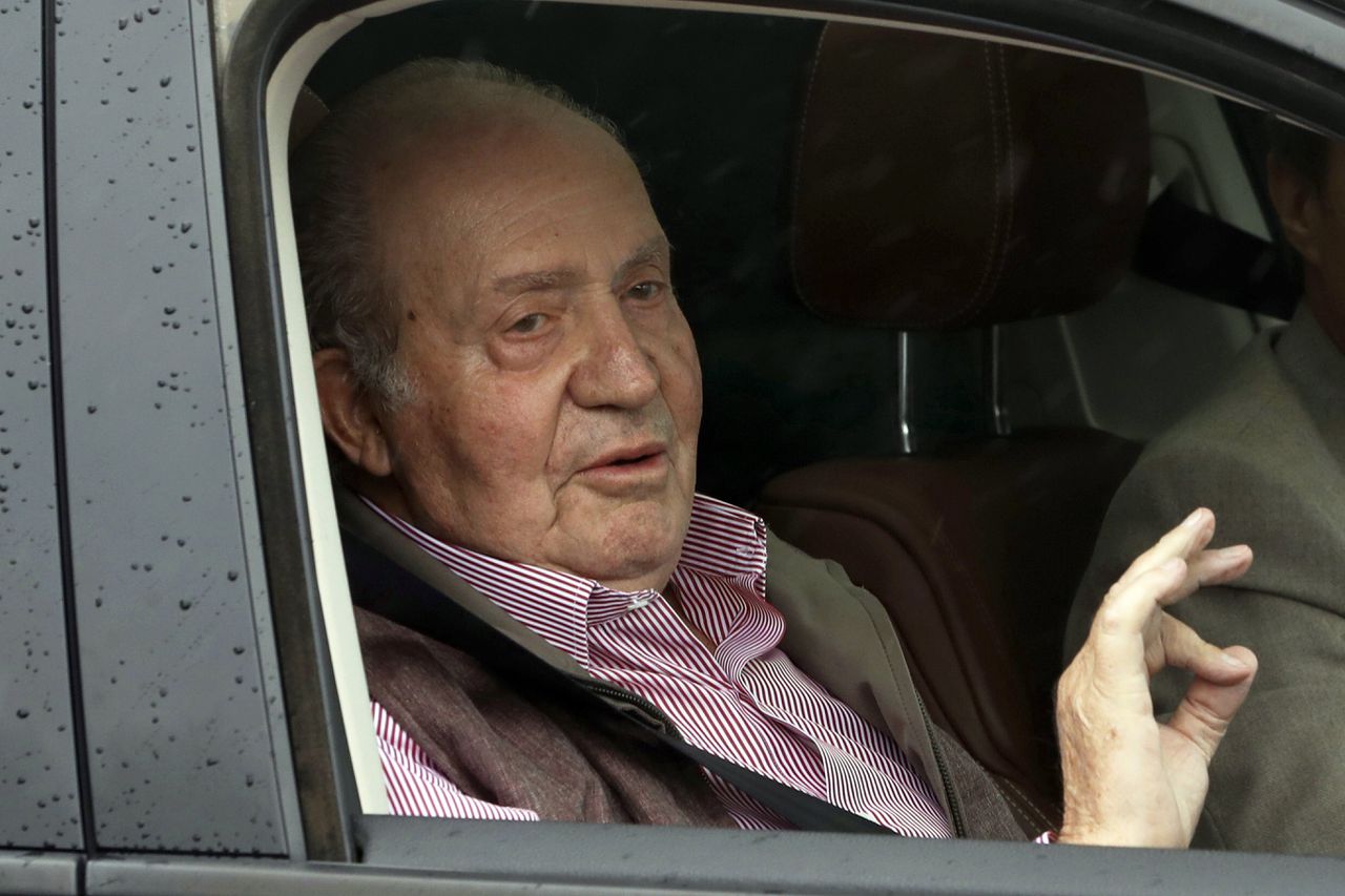 Oud-koning Juan Carlos in opspraak vanwege corruptie-onderzoek 