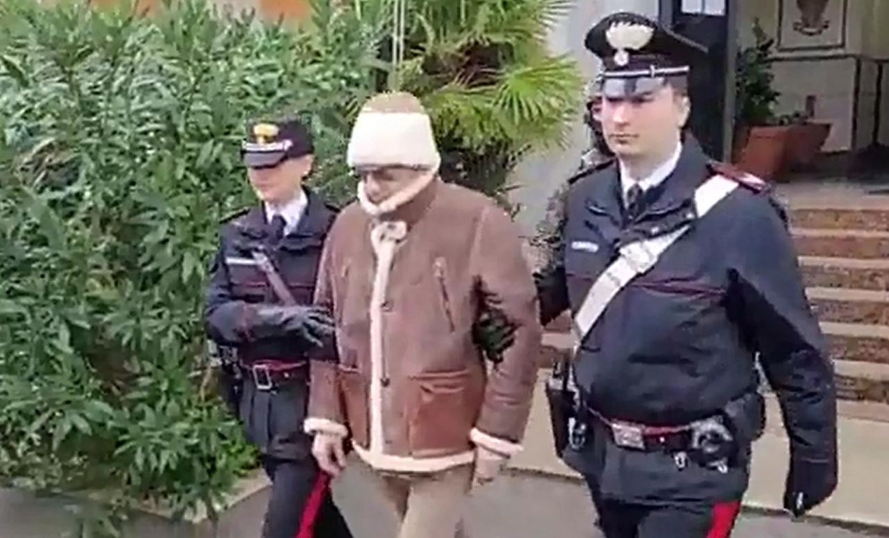 Italiaanse maffiabaas Messina Denaro, die dertig jaar voorvluchtig was, overleden 