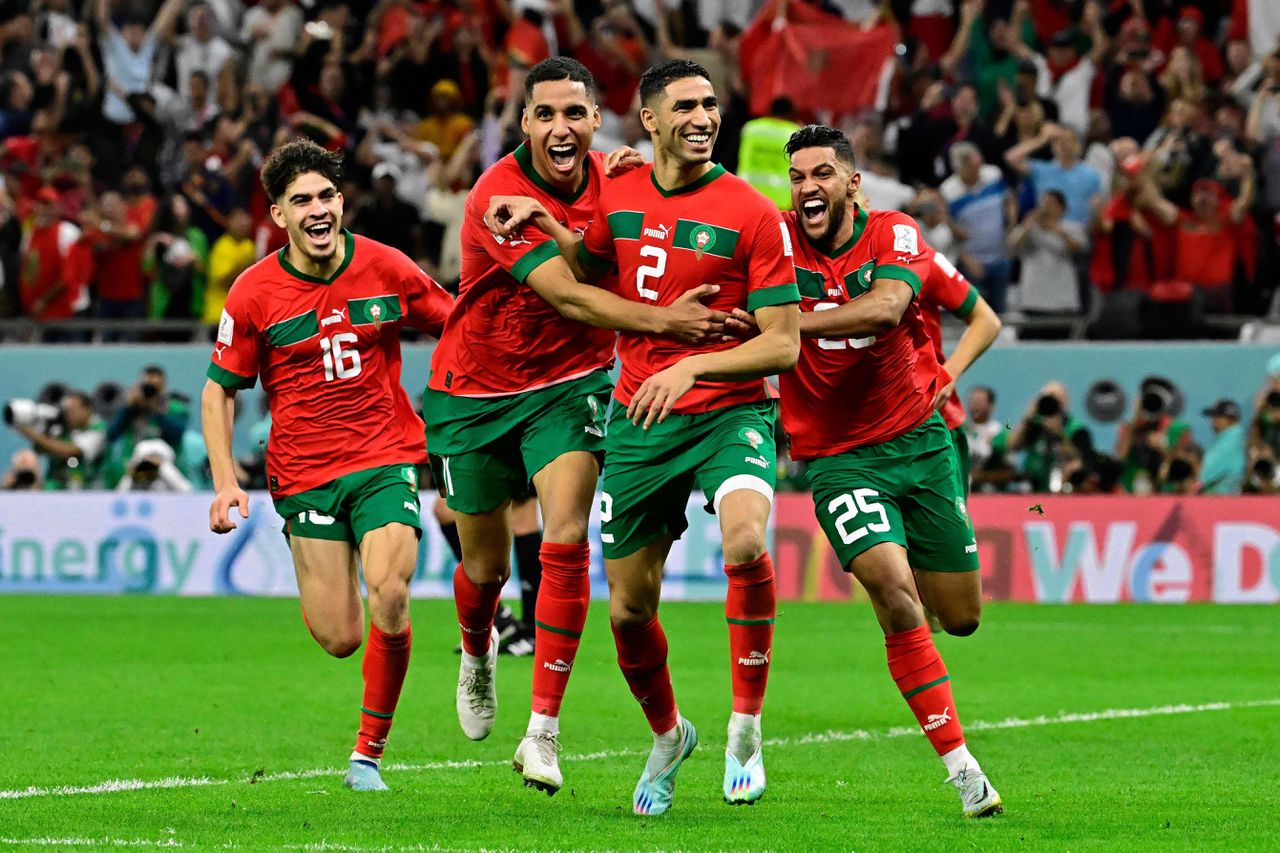 Waarom Marokkaanse voetballers uit de diaspora vaak liever voor het land van hun ouders uitkomen 