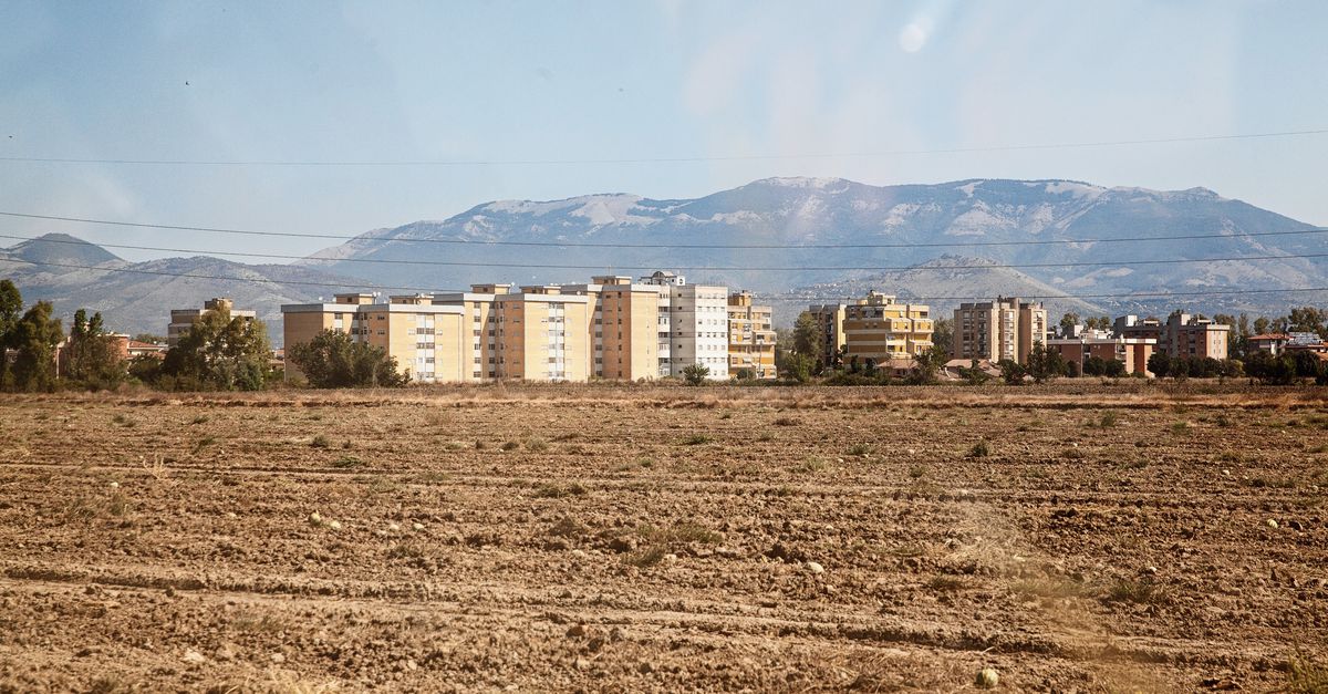 In Italië droogt zelfs voormalig moerasland op