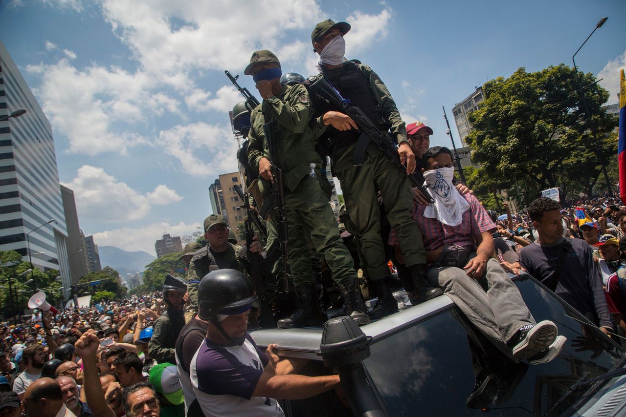 Zij durfden te deserteren – maar blijven doodsbang voor Maduro  