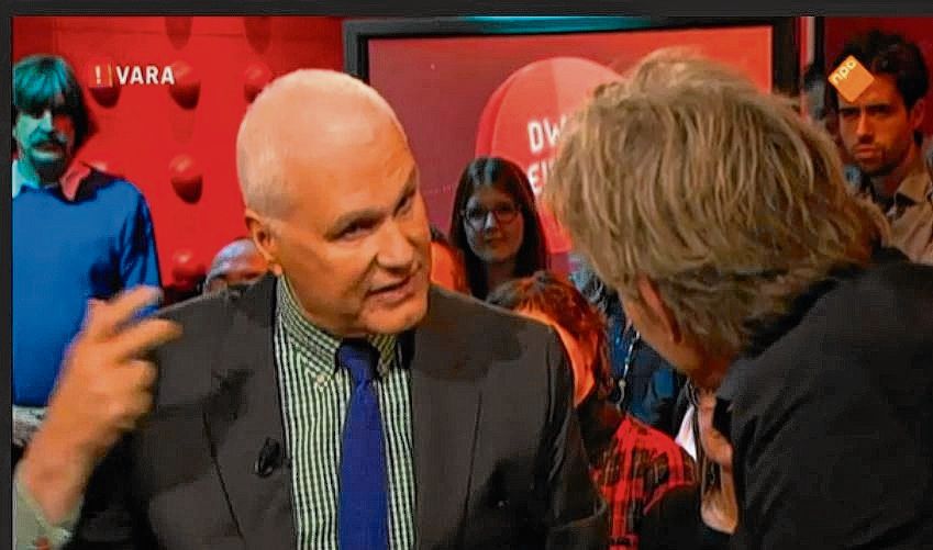 Hier is... Adriaan van Dis - NRC